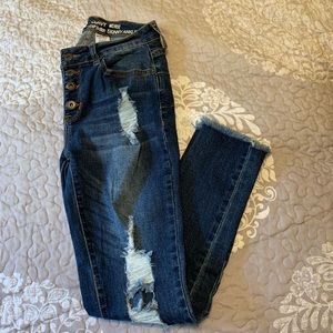 Mid-Rise Curvy Jeans